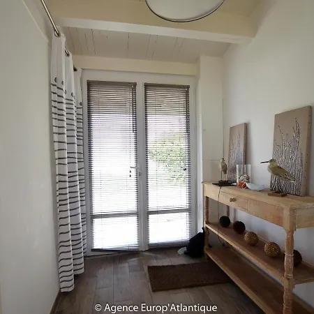 Hébergement de vacances Villa 4 pièces - 6 pers - Proche mer, Animaux admis, Parking - FR-1-705-16 La Palmyre