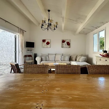 4 Pieces - 6 Pers - Proche Mer, Animaux Admis, Parking - Fr-1-705-16 Feriehus